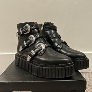 Lamoda ‘Thought So’ creeper ankle boot